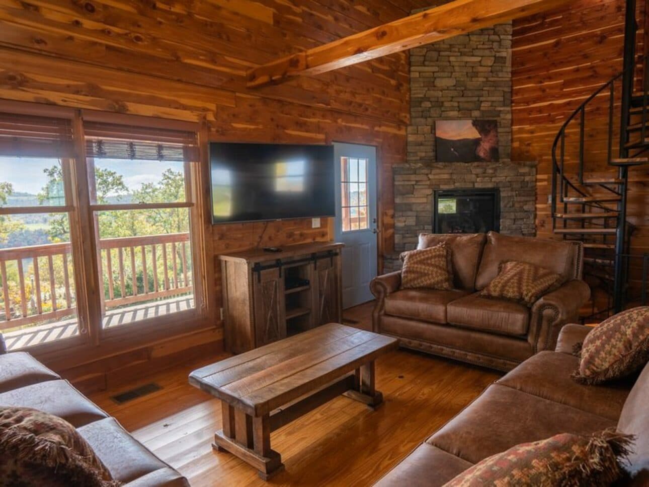 The beautiful living area of the Big Sky Cabin.